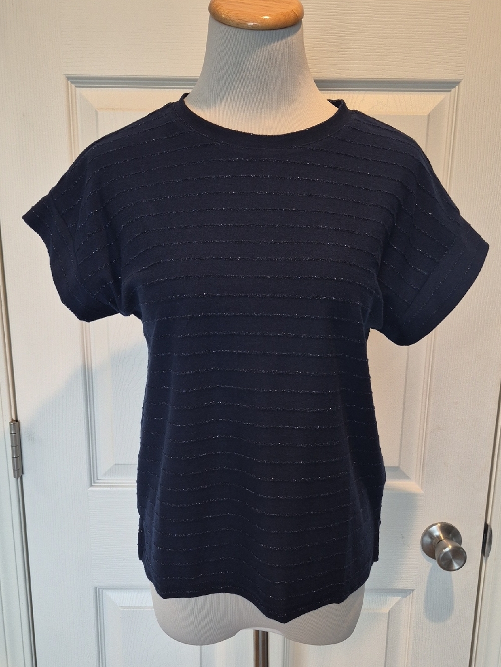 Ellen Tracy Navy Short Sleeve Knit Top with Metallic Thread
